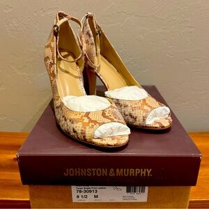 Johnston & Murphy Tan Brown Heels with Cork Texture